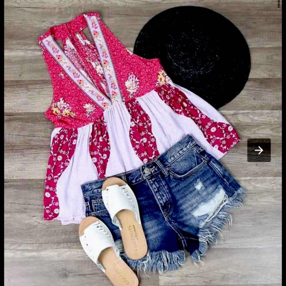 Free people floral tank top 🌸